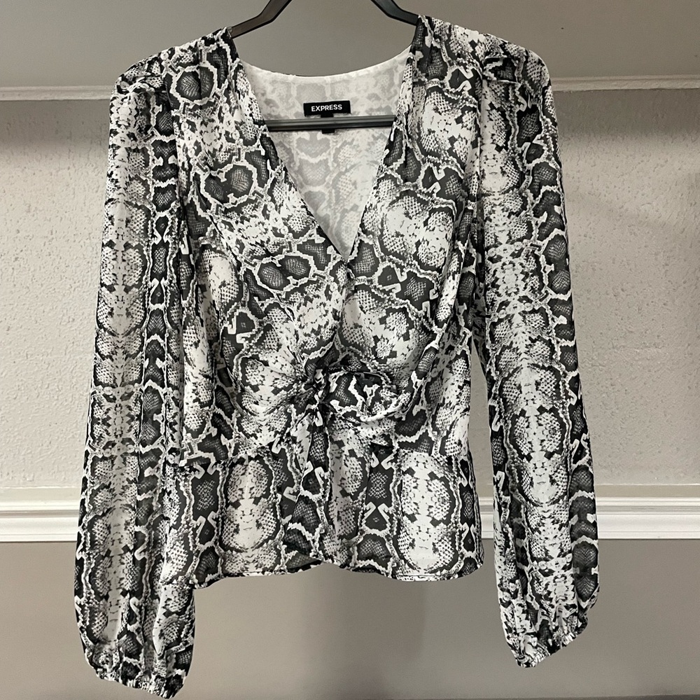 Express Snakeskin Print Peplum Blouse
